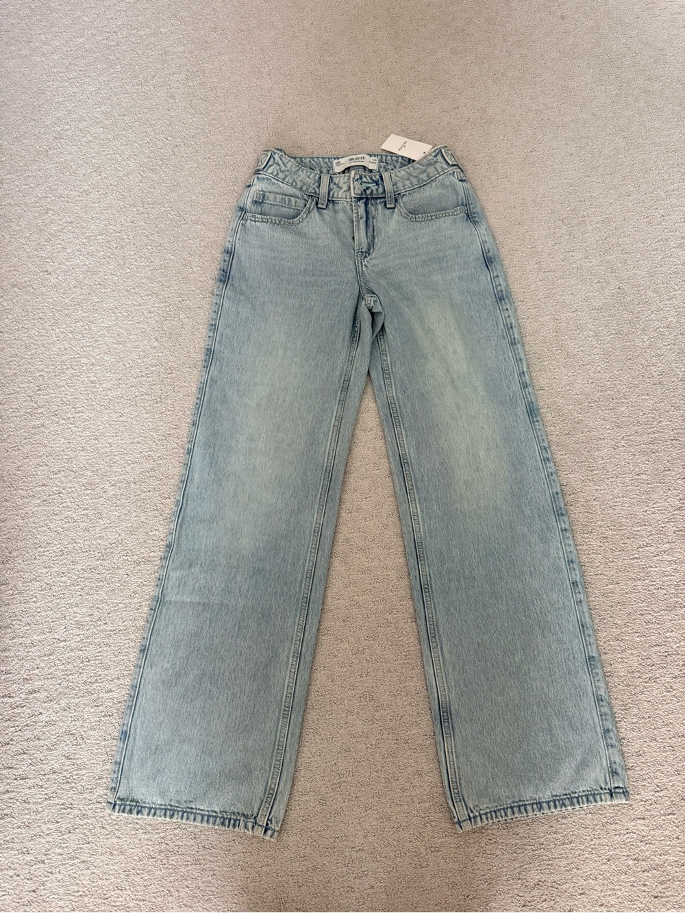 Hollister Light Wash Wide Leg Jeans- women’s 000